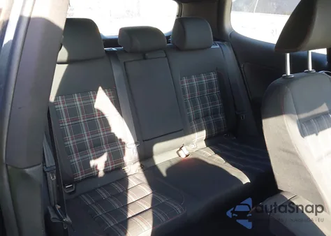 2013 Volkswagen Gti 2-Door z USA, uszkodzony, nr VIN WVWFD7AJ9DW120011